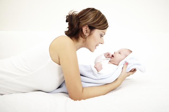 La comunicación y el vínculo con el bebé recién nacido