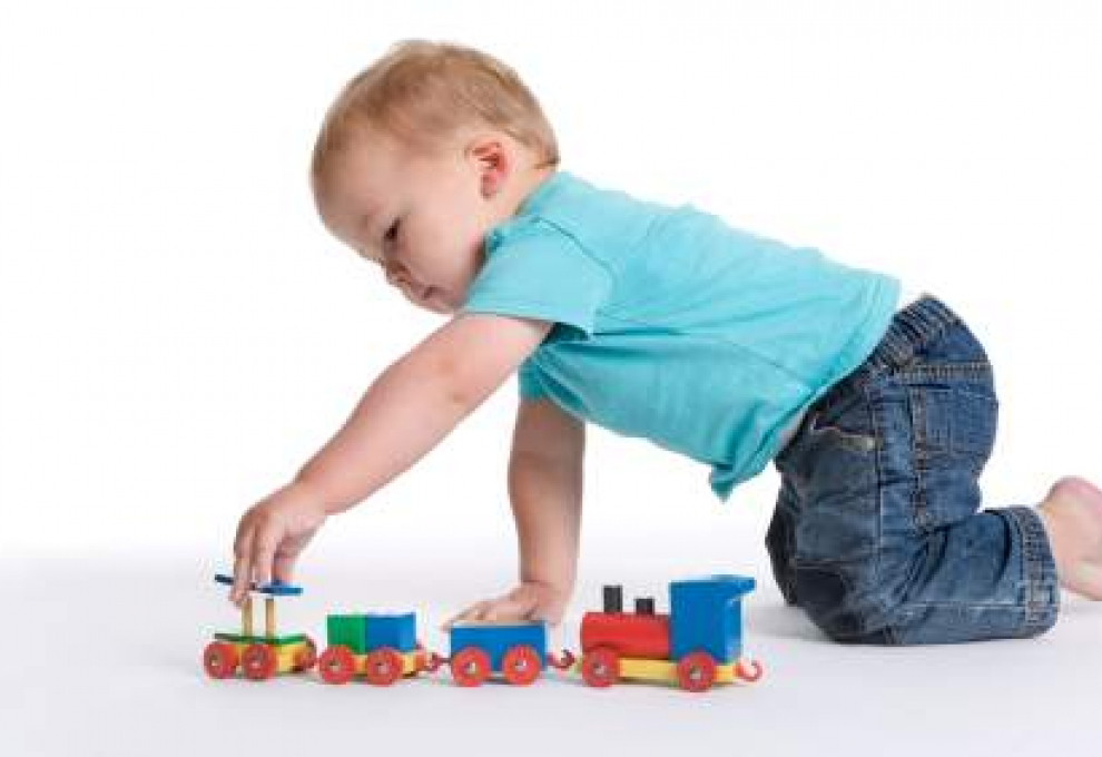 Desarrollo de habilidades del bebé de 12 a 24 meses 